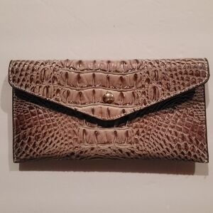 Elegant Crocodile Pattern Wallet Size 8x4.25